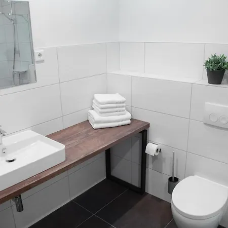 Landgasthof Obersteberg Bed & Breakfast 3*